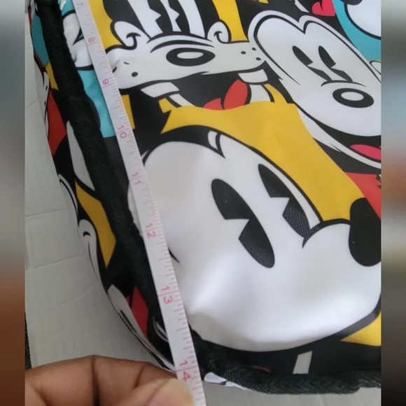Disney weekender travel bag 🎒 multiple color multi characters ✨️